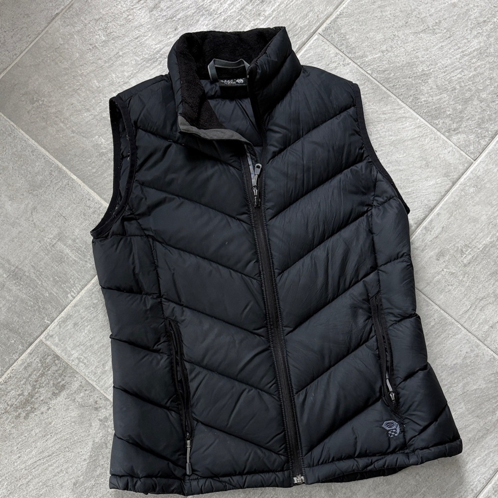 Women's Black Puffer Vest